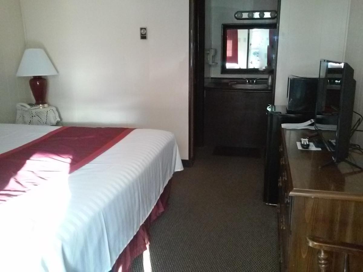 Holiday House Motel Hillsdale Exterior foto
